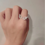 Angel wing ring with rhinestones