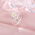 Adjustable bee and flower ring