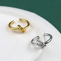 Adjustable knot ring in gold
