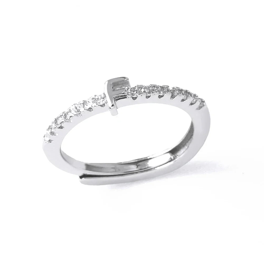 Adjustable women's ring with initial letter