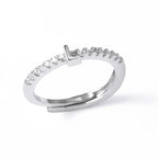 Adjustable women's ring with initial letter