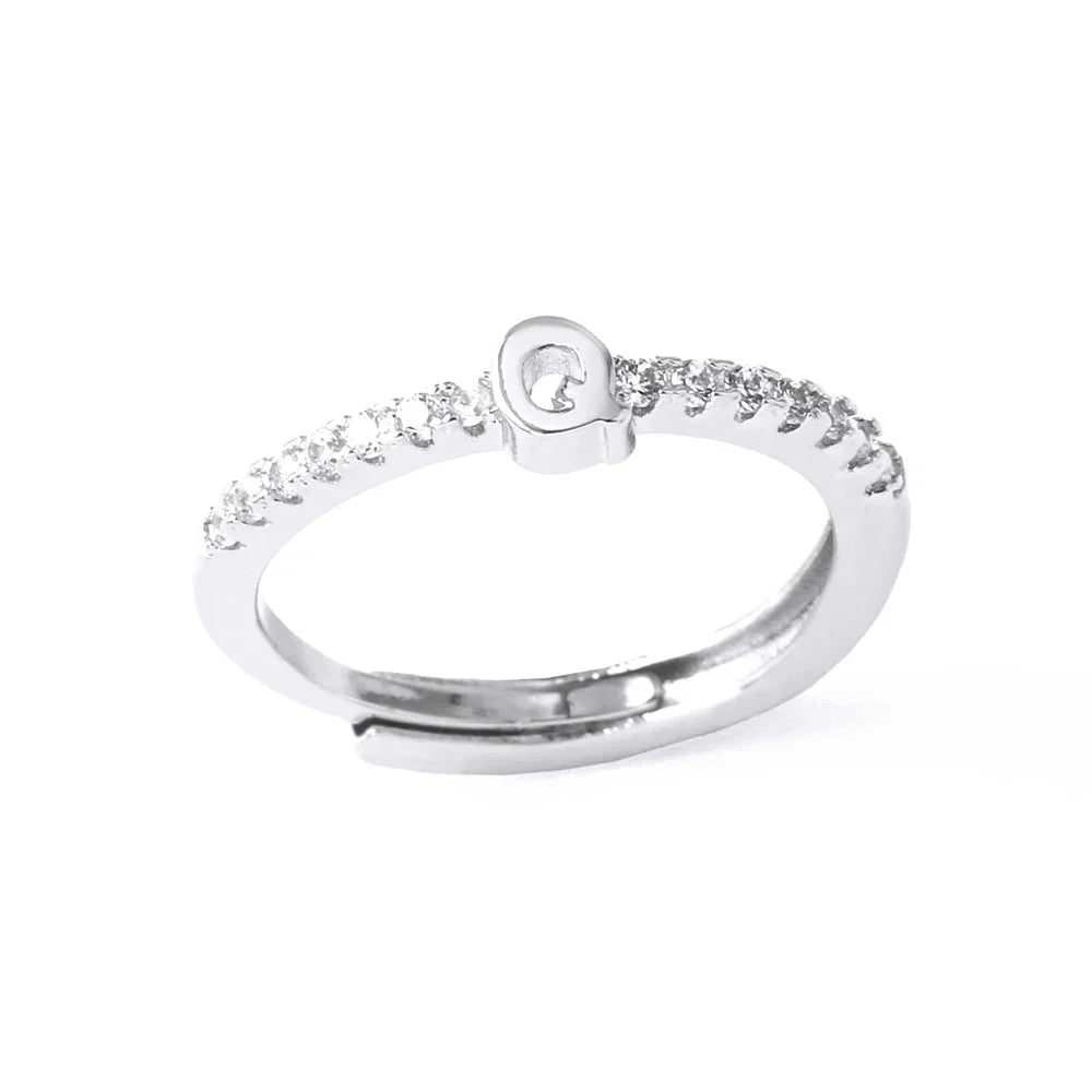 Adjustable women's ring with initial letter