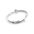 Adjustable women's ring with initial letter