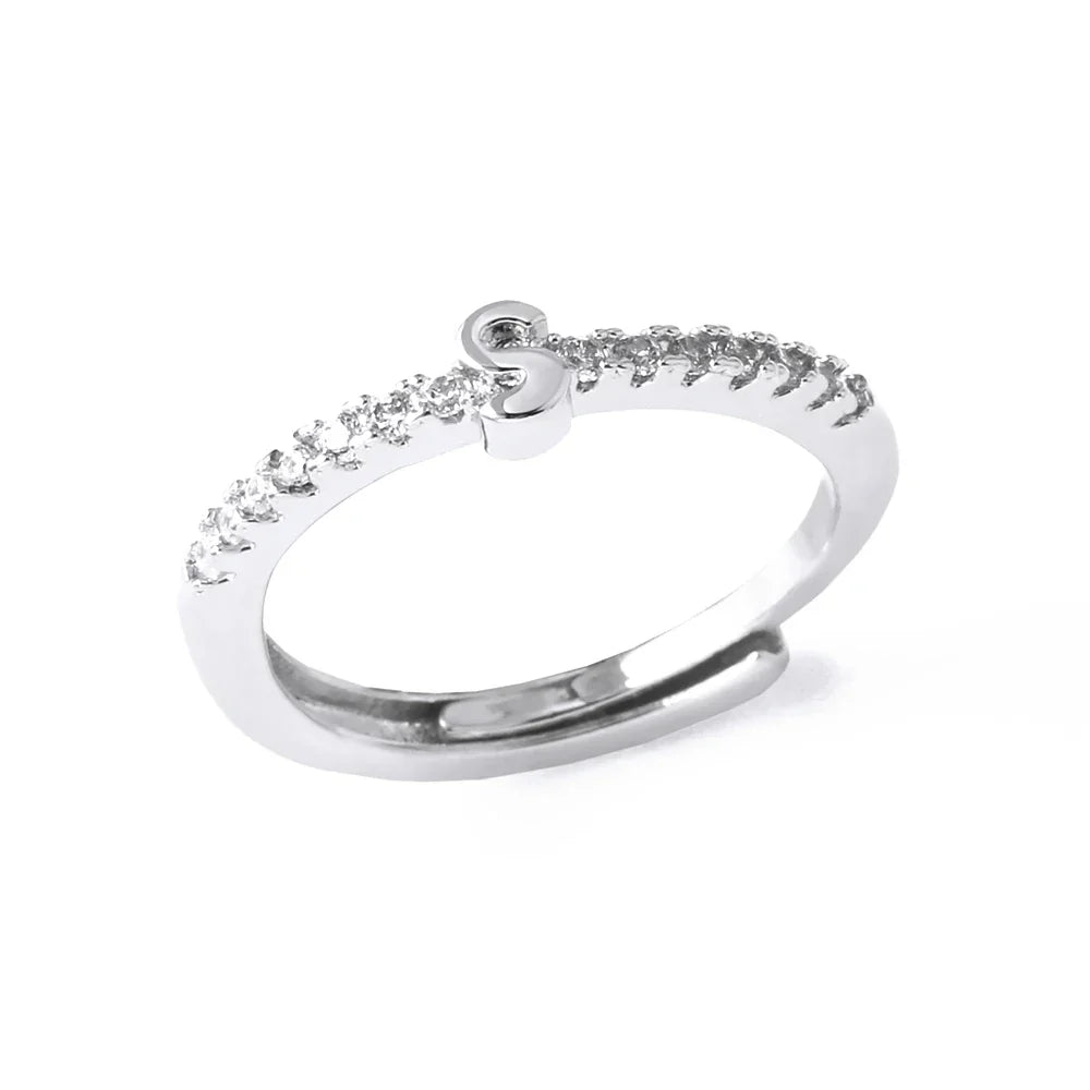Adjustable women's ring with initial letter