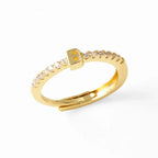 Adjustable women's ring with initial letter