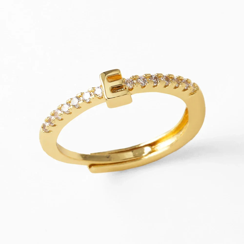 Adjustable women's ring with initial letter