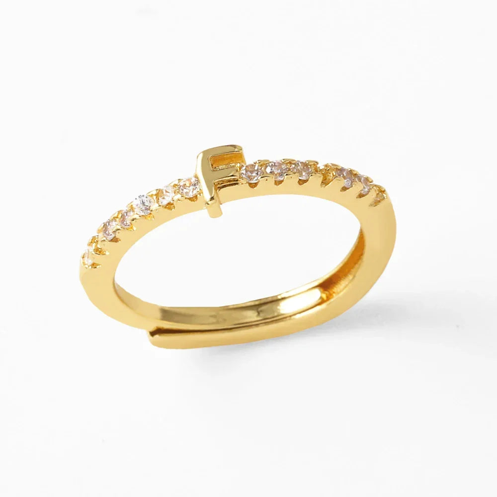 Adjustable women's ring with initial letter