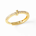 Adjustable women's ring with initial letter
