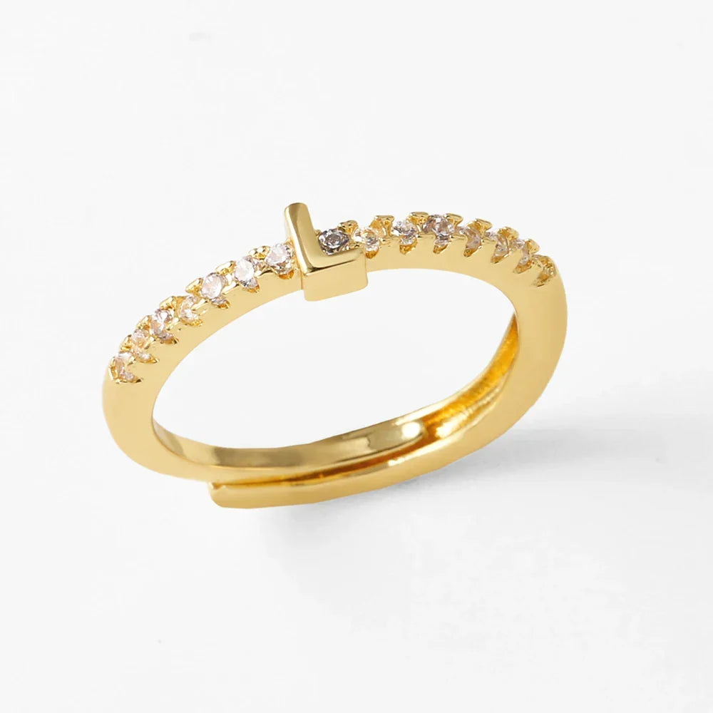 Adjustable women's ring with initial letter