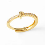 Adjustable women's ring with initial letter