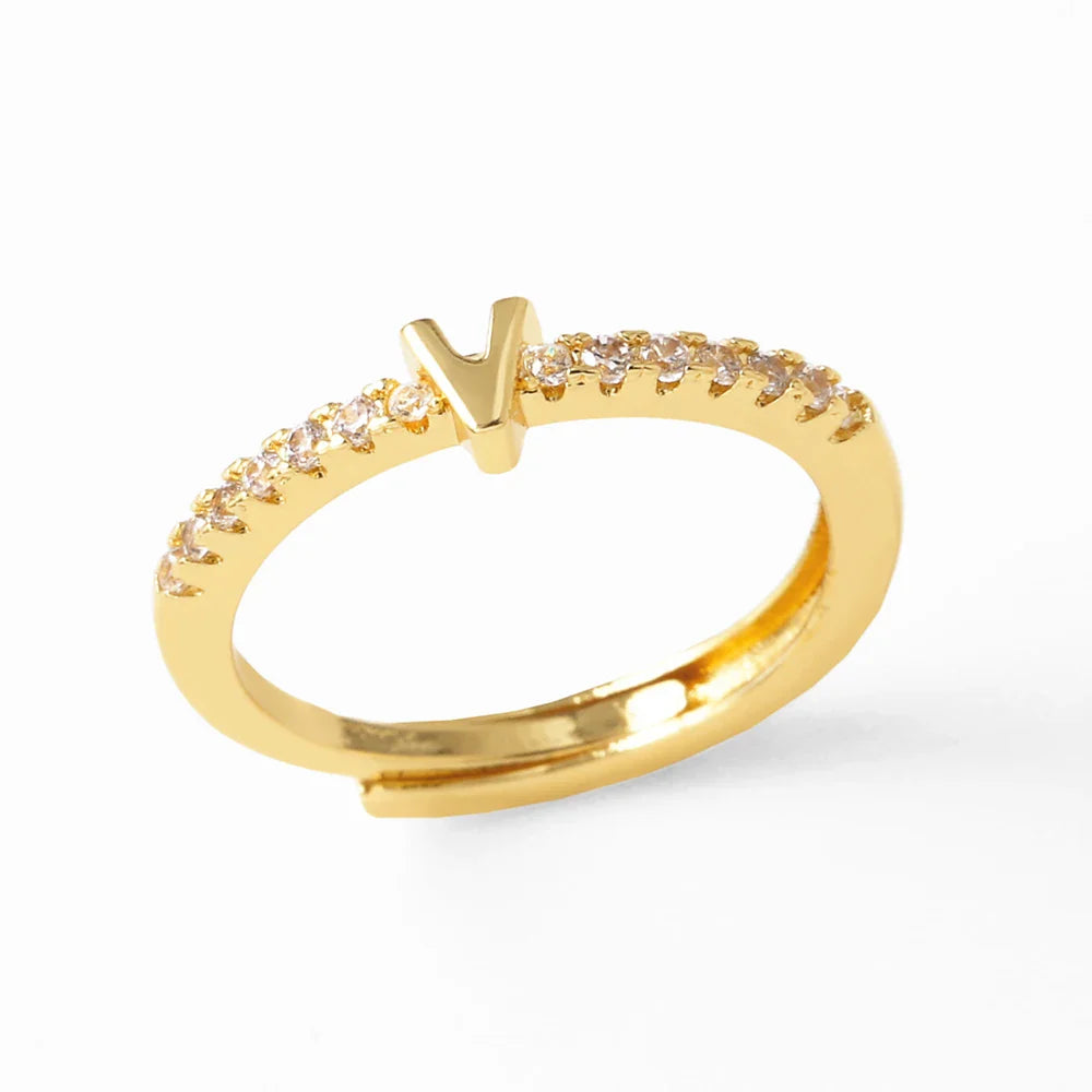 Adjustable women's ring with initial letter