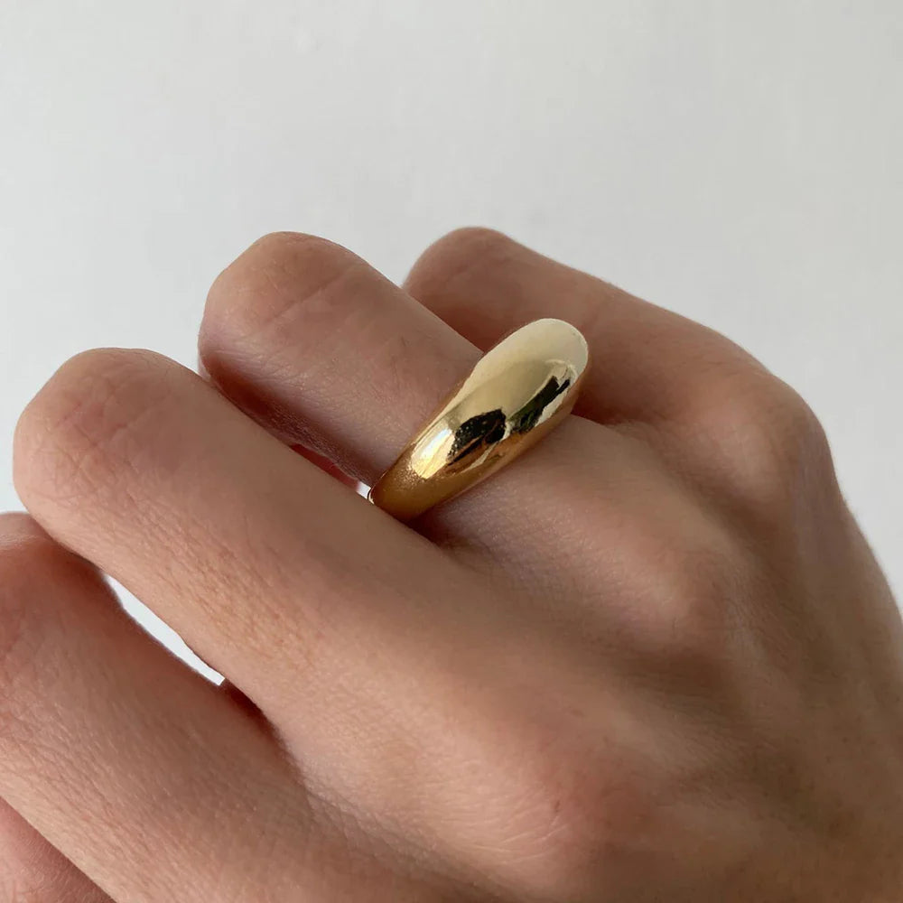 Elegant Wide Band Water Drop Ring gold