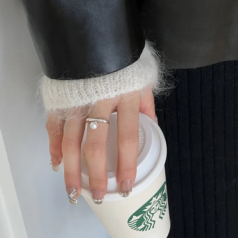 Women's Ring Band with White Zircon Pearl