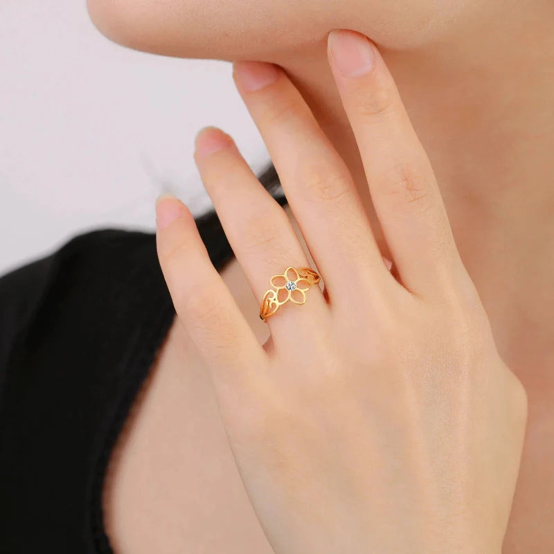 5-Petal Flower Ring Band with Gold Zircon