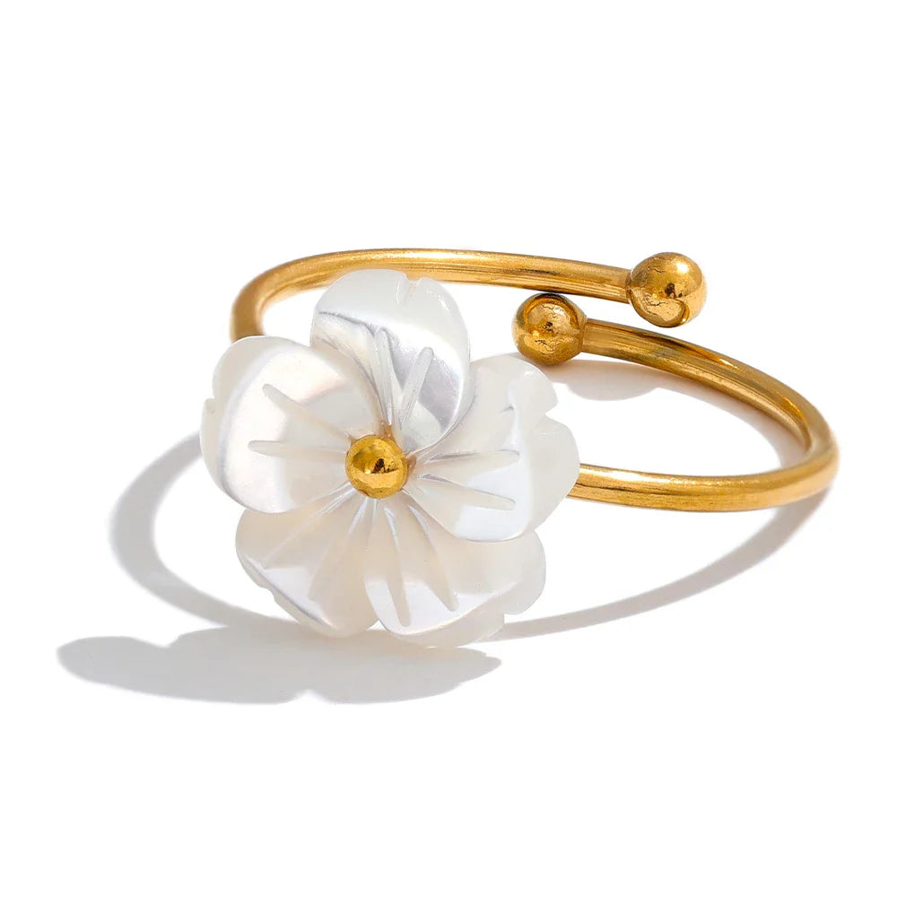 Daisy Flower Ring Band