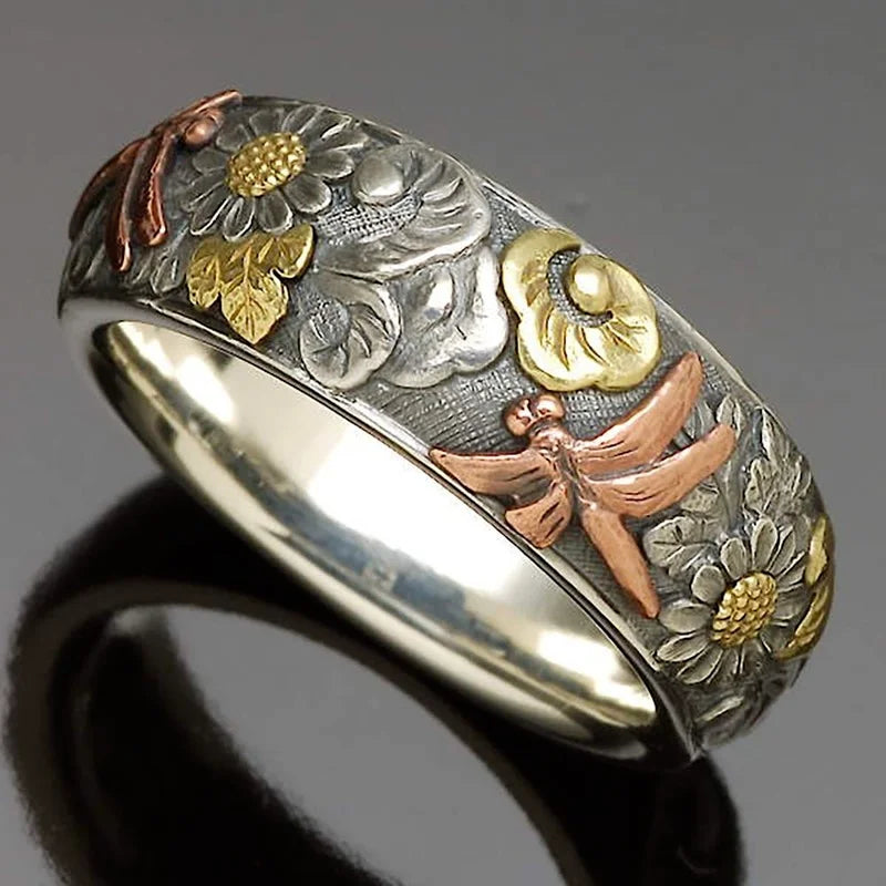 Vintage Style Flower Ring Band