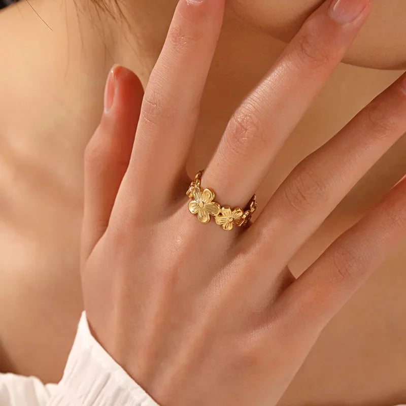 Golden Flower Ring Band