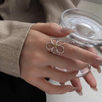 Elegant Large Flower Ring Band
