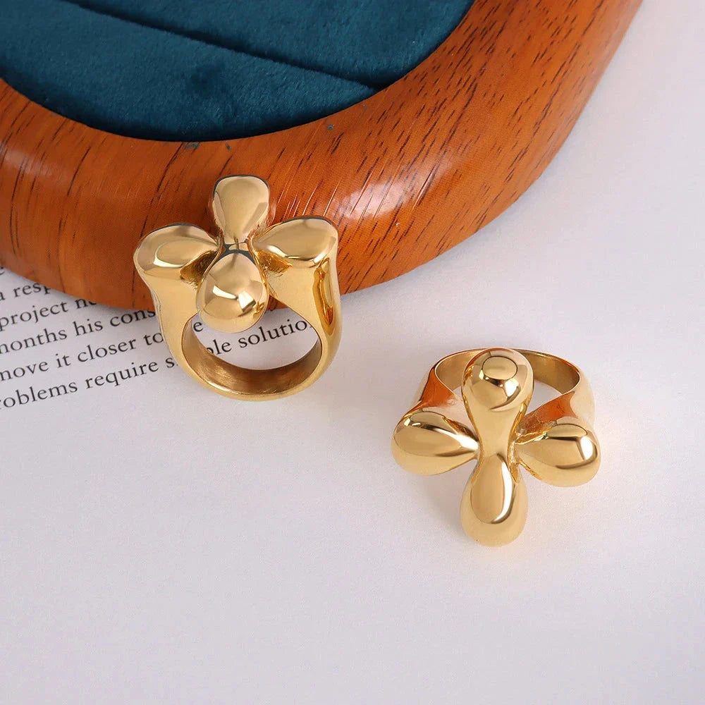 Ring Band Large Flower Vintage Style