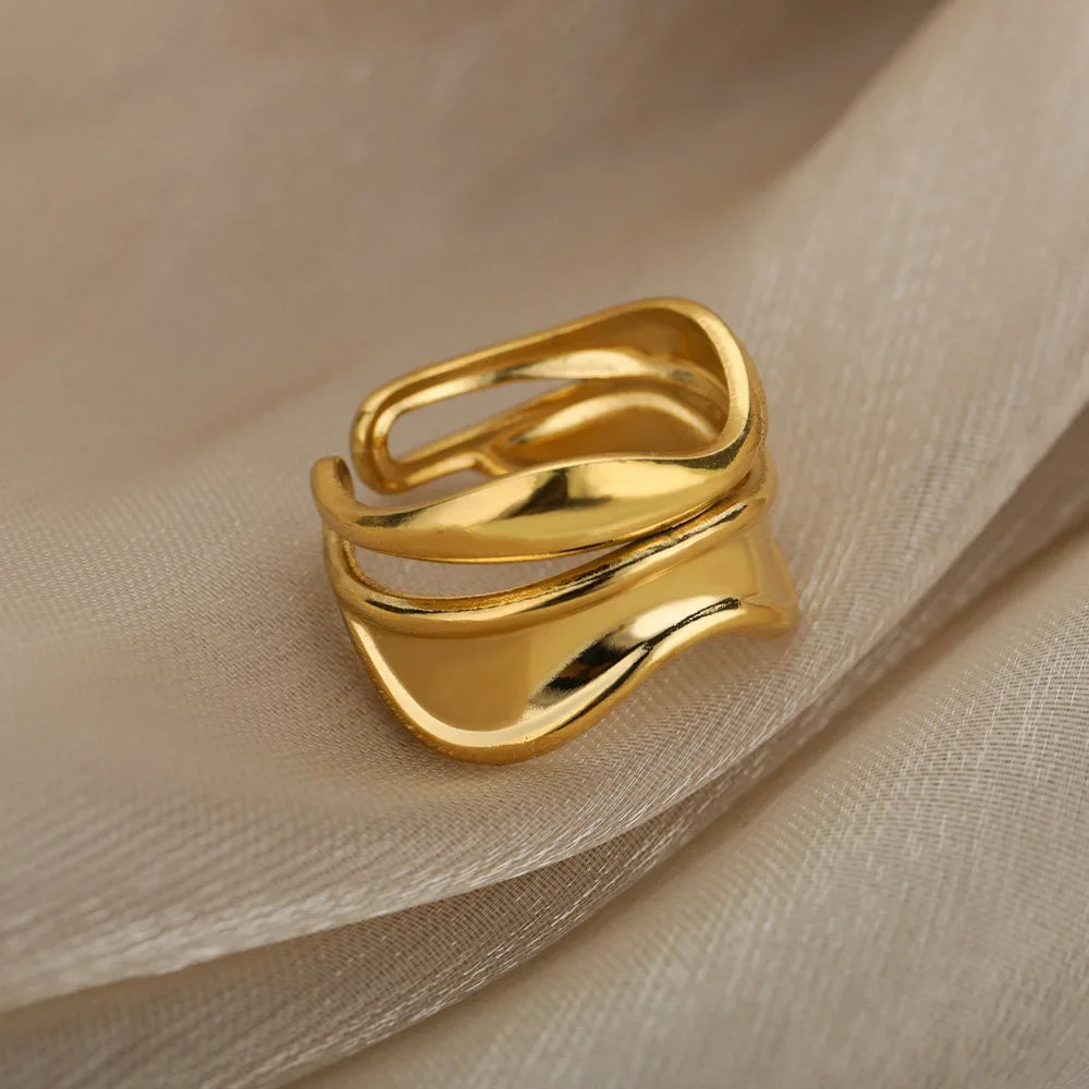 Gold Water Drop Style Ring Band
