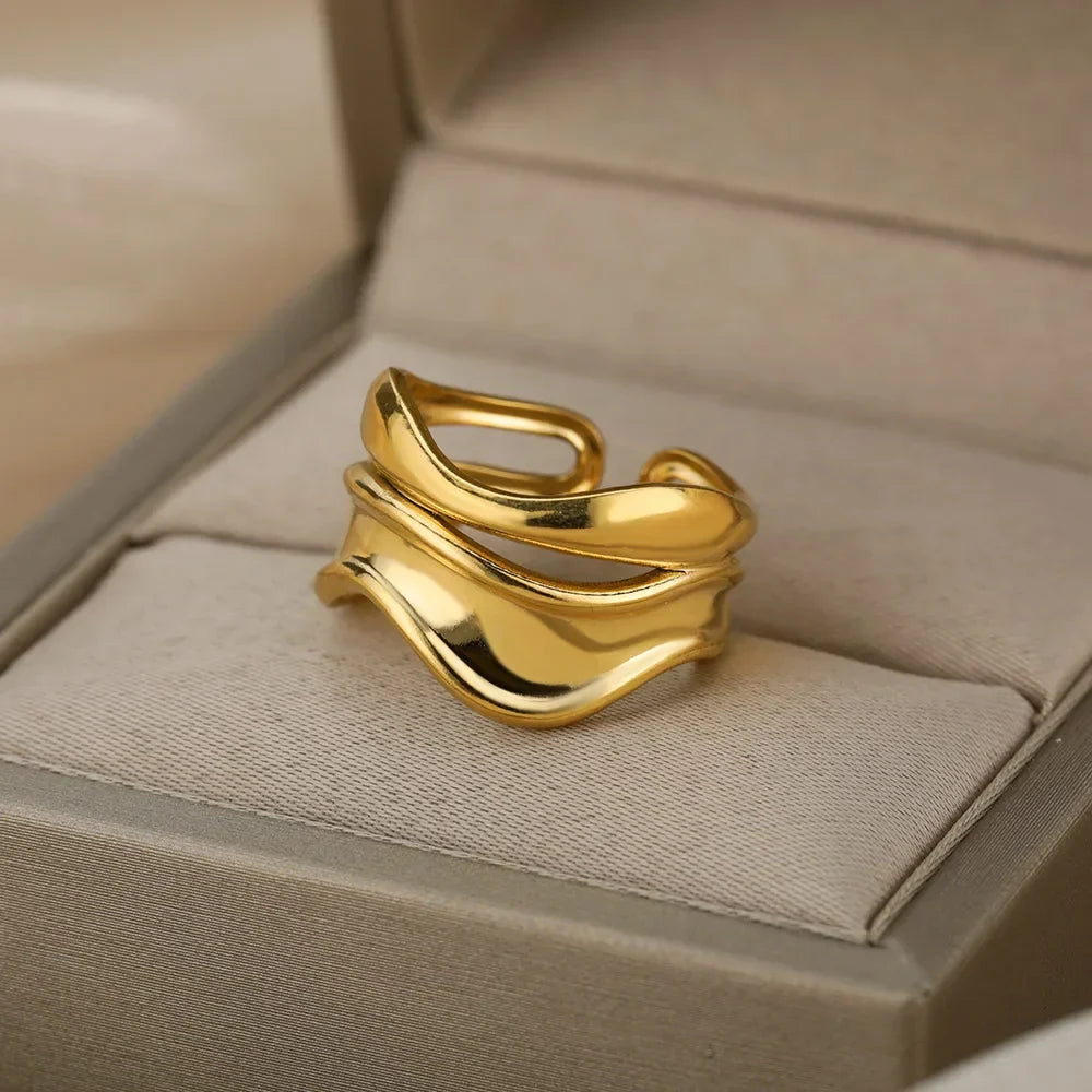 Gold Water Drop Style Ring Band