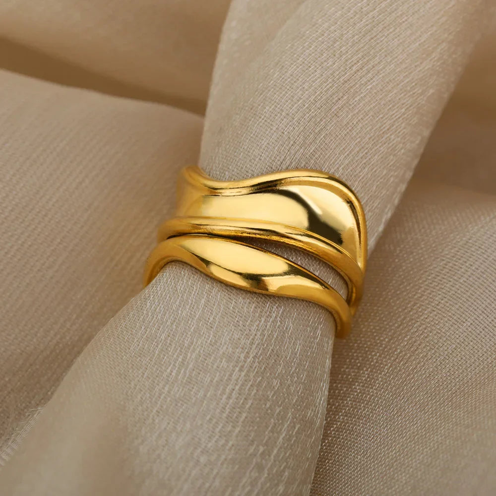 Gold Water Drop Style Ring Band