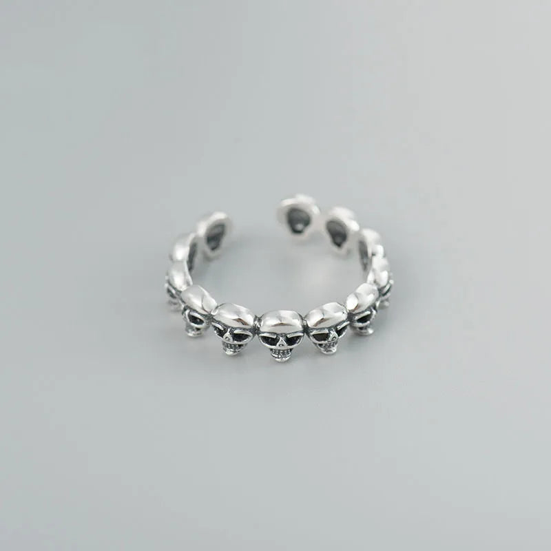 Skull Heads Ring Band