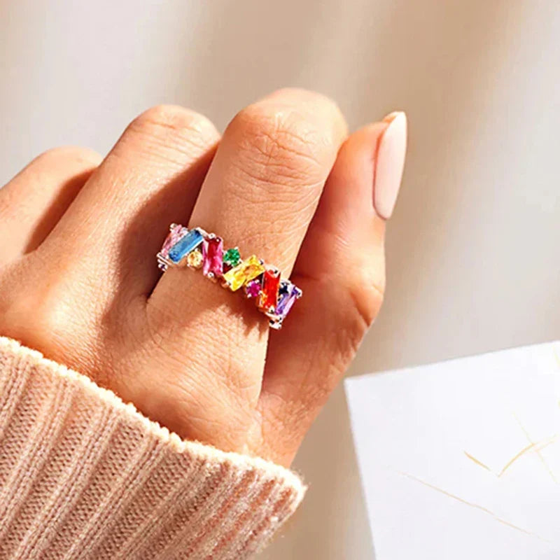 Geometric rainbow ring in silver