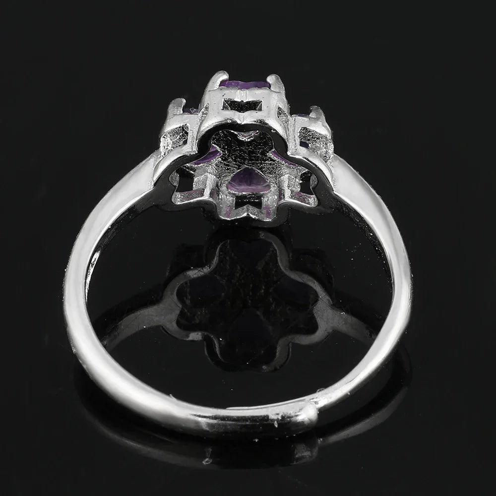 Ring with 4-Leaf Clover in Amethyst Stone