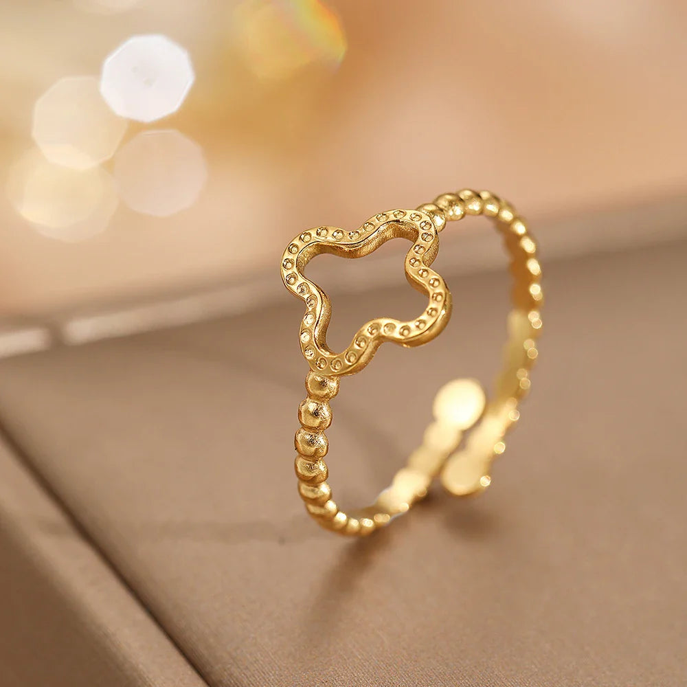 Ring with 4-Leaf Clover for Women gold