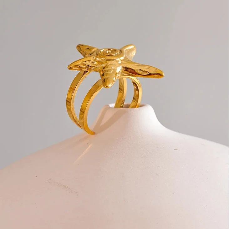 Gold-tone starfish seashell ring for women