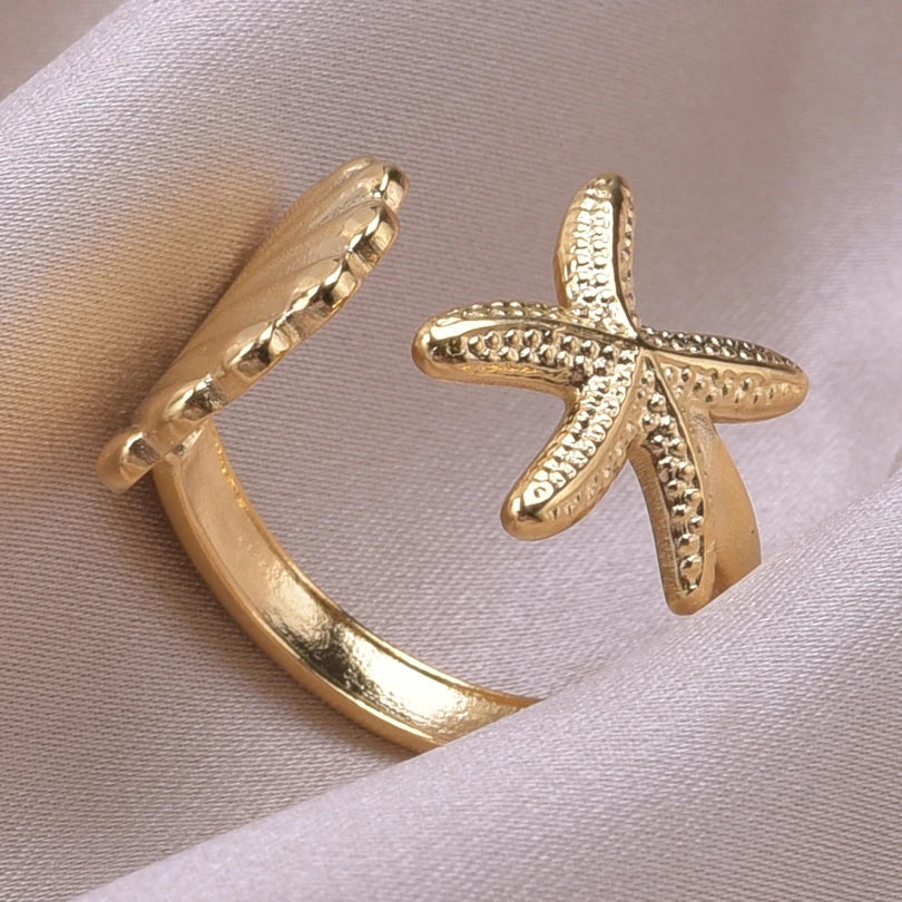 Seashell Starfish and Scallop Gold Ring