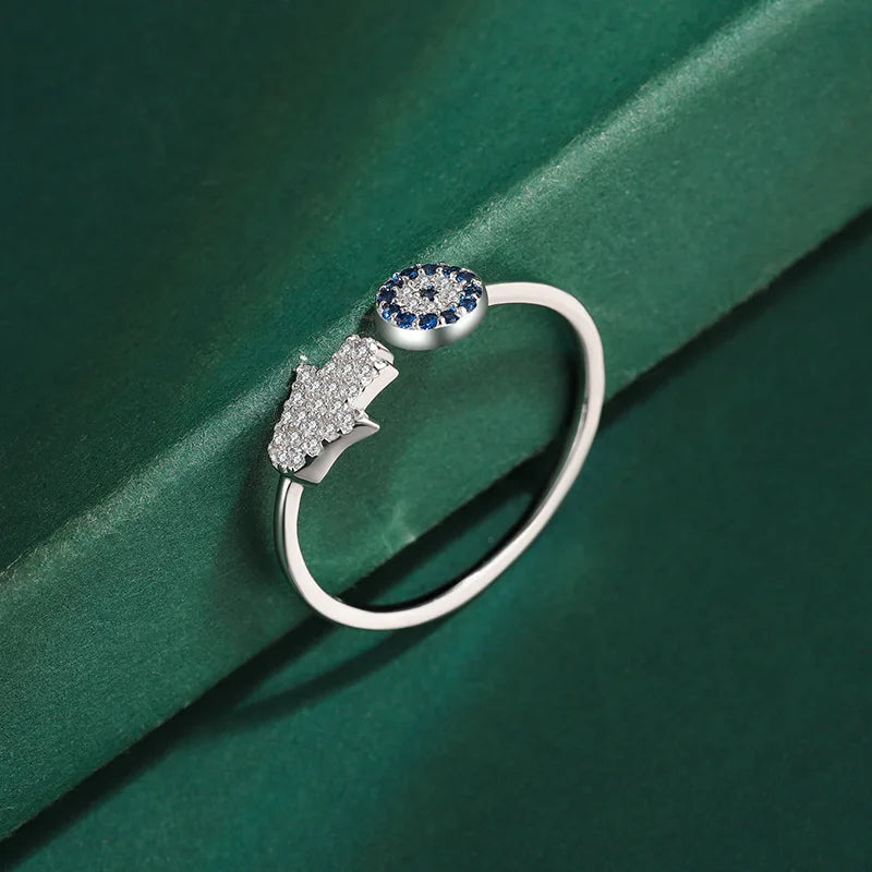 Women's protection ring with Arabic Hamsa in silver and blue