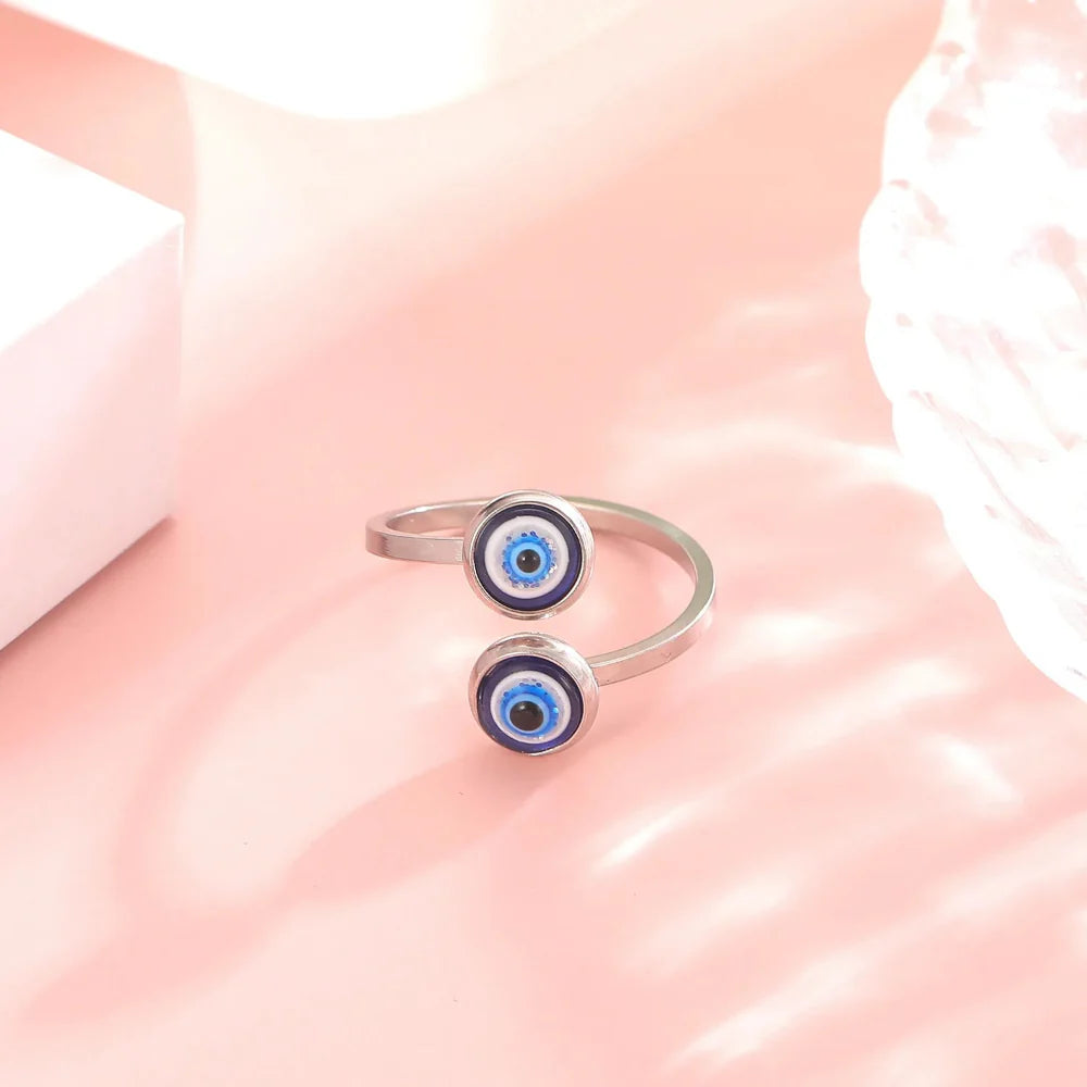 Elegant Turkish Ring Against the Evil Eye silver