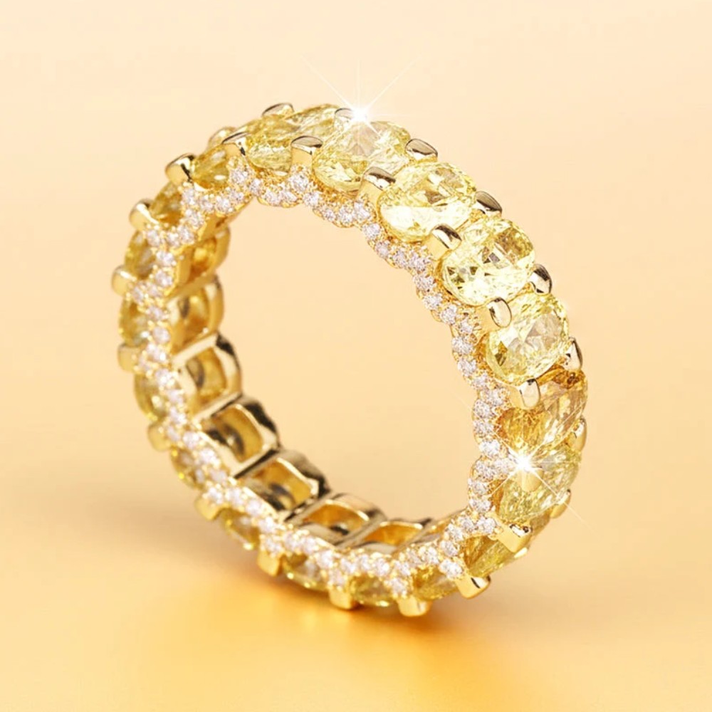 Full-circle shiny zircon ring