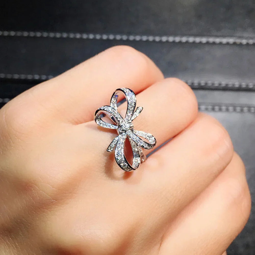 Women's bow ring