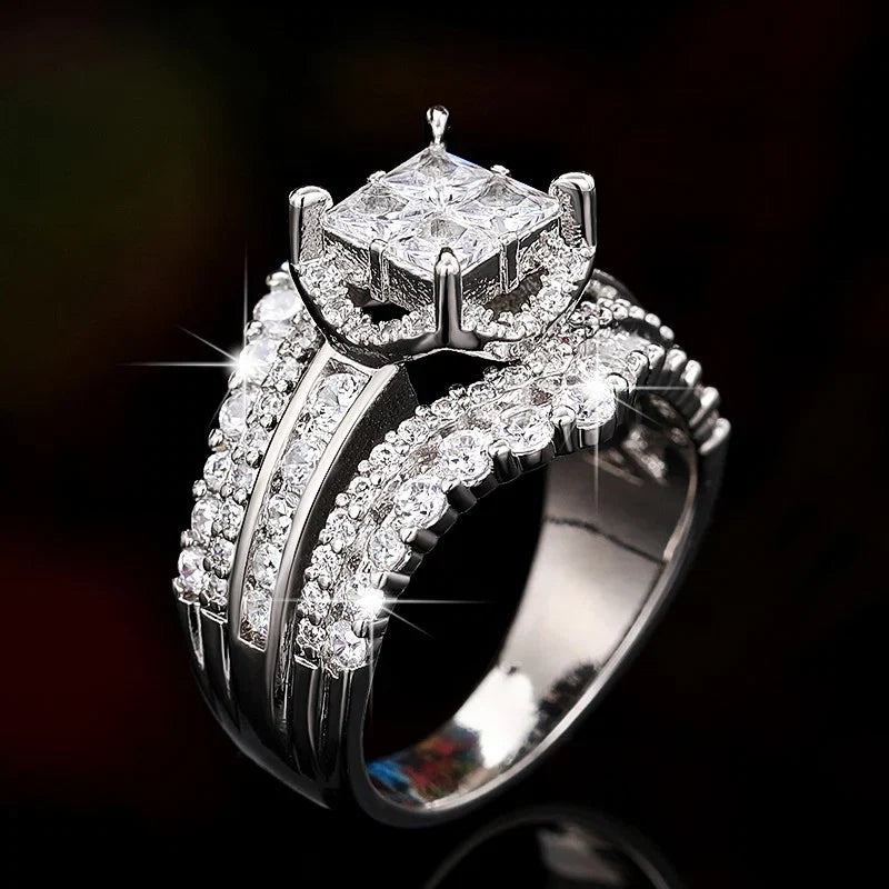 Women's cubic zirconia ring