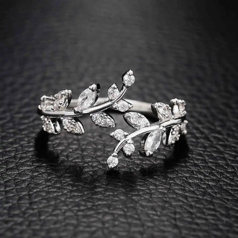 Autumn Laurel Leaf Ring in Silver Zircon
