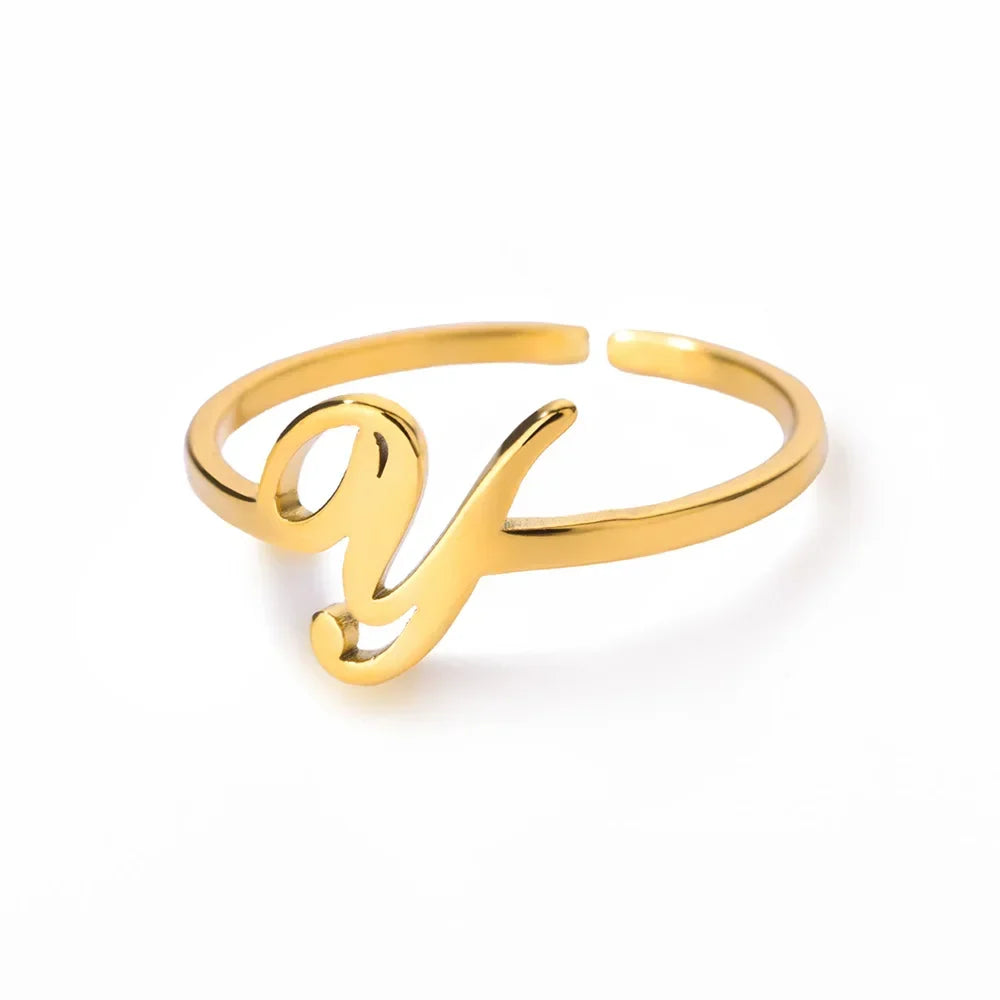 Fine personalized ring with initial y