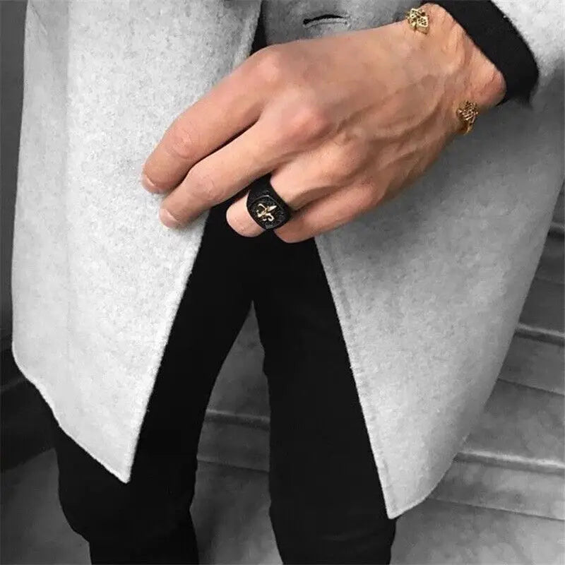 Fleur de Lys Signet Ring