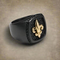 Fleur de Lys Signet Ring gold