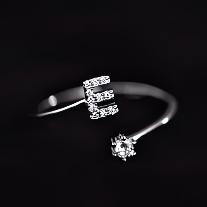 Women's initial ring - letter e
