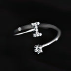 Women's initial ring - letter i