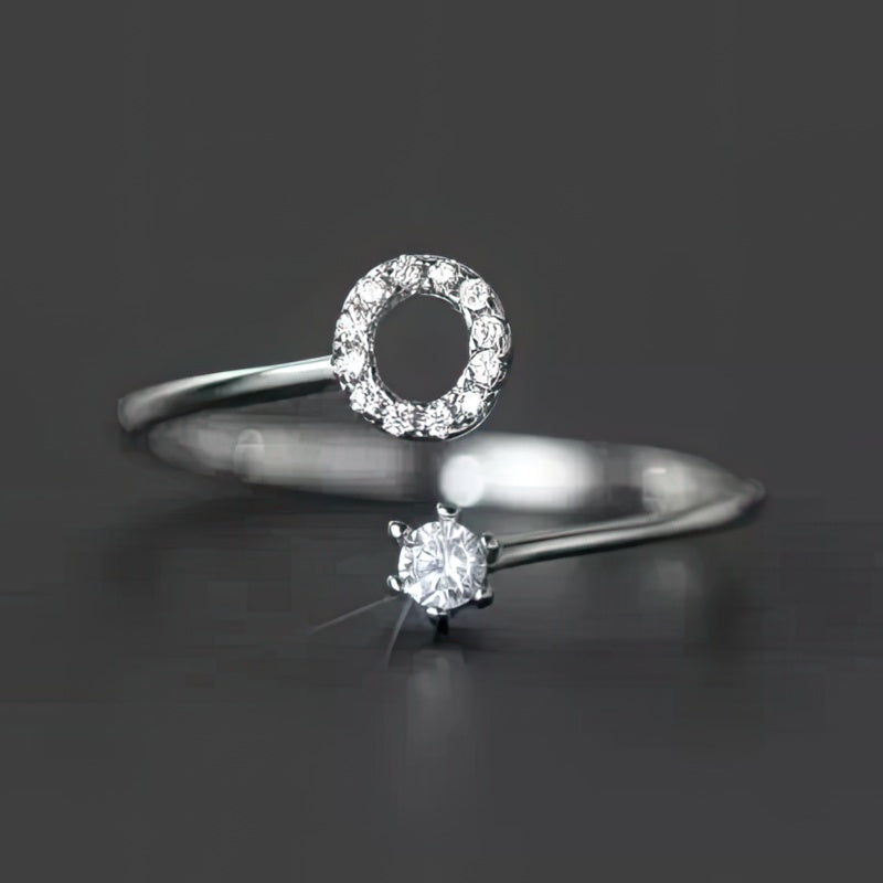 Women's initial ring - letter o