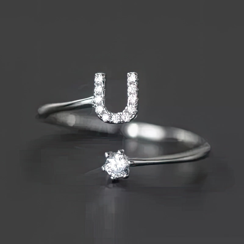 Women's initial ring - letter u