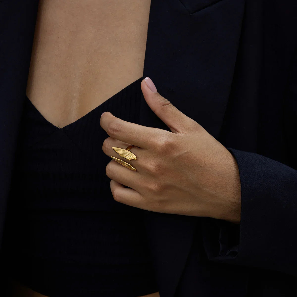Wide angel wings ring