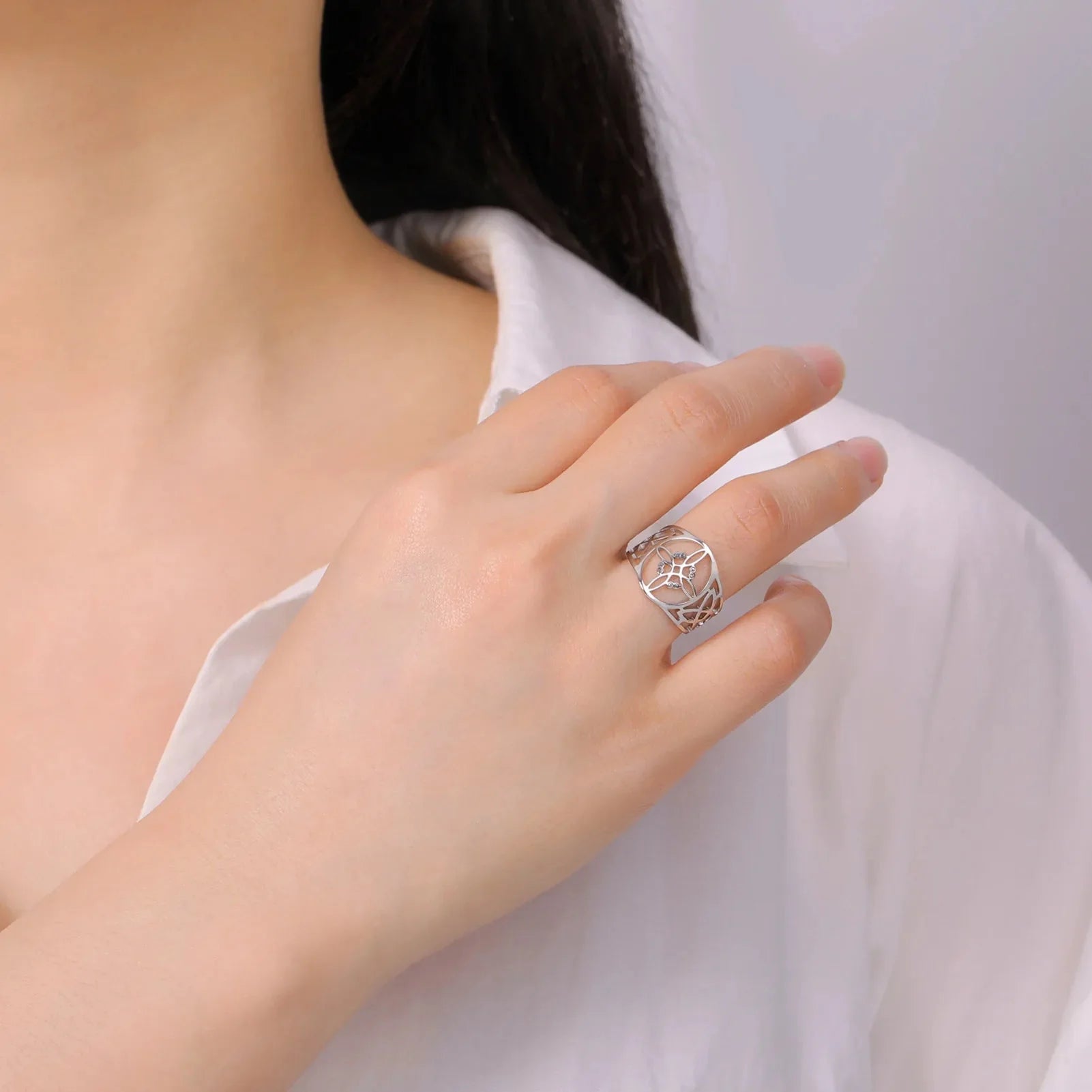 Witch's Knot Ring Women's Protection Wiccan Silver Ring