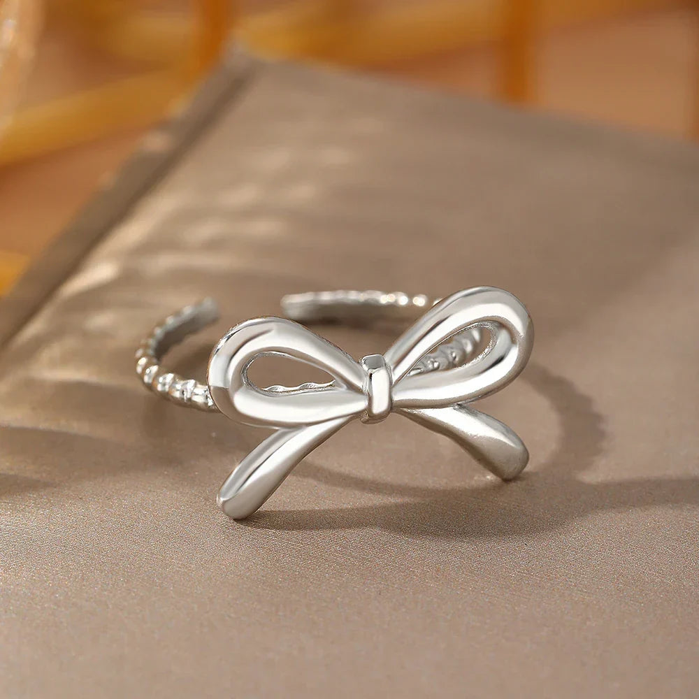 Bow ring for women, silver