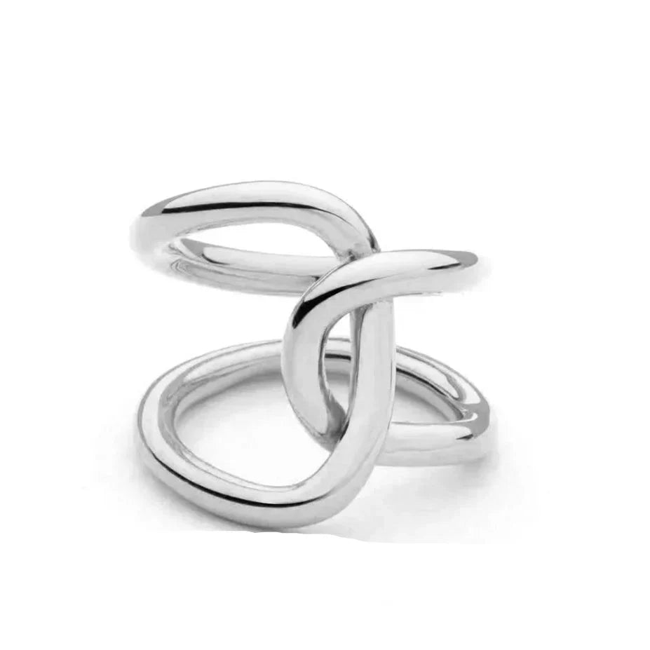 Original knot ring in silver