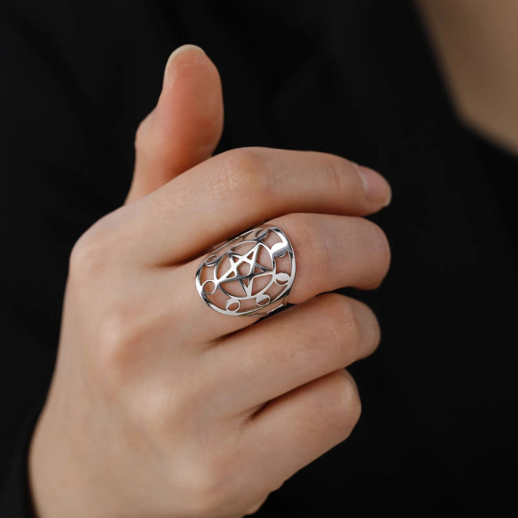 Pentacle Ring Witchcraft Wiccan silver ring